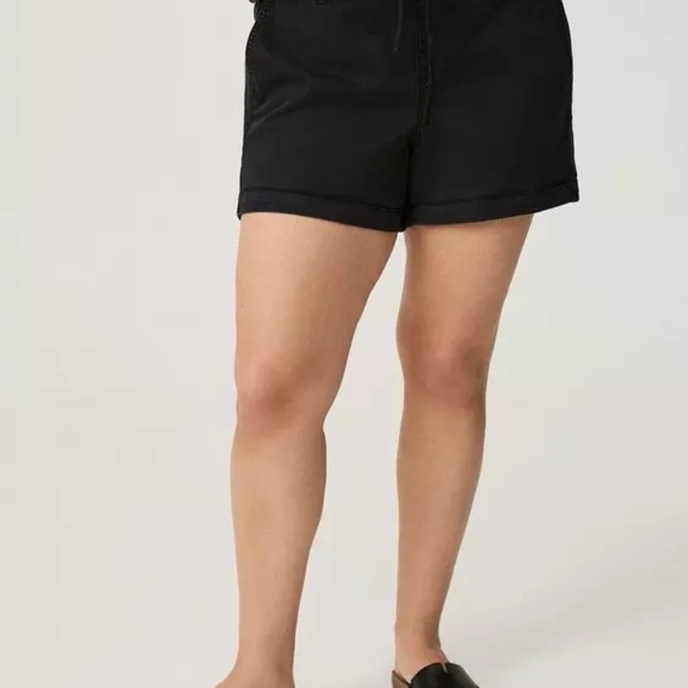 Torrid 3.5" Pull-On Weekend Mid-Rise Short- Size 3x - Picture 4 of 11